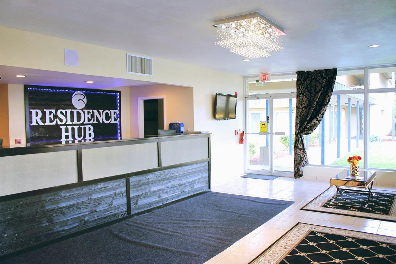 Residence Hub Inn And Suites Marianna Bagian luar foto