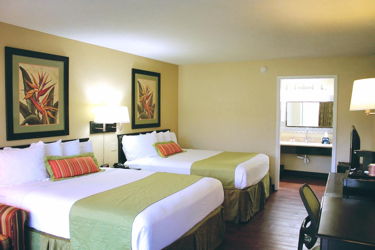 Residence Hub Inn And Suites Marianna Bagian luar foto